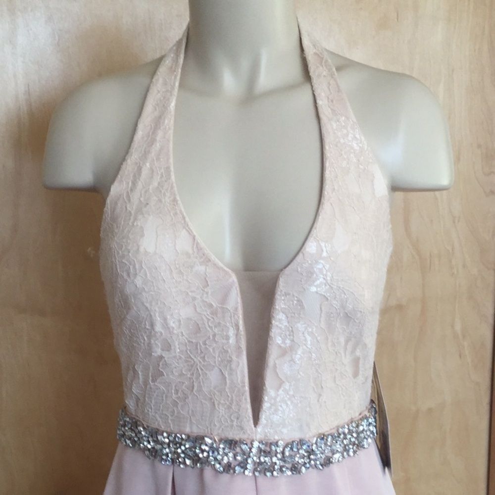 Halter dress with packets - Picture 2 of 8